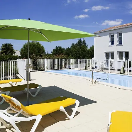 Hotel Ibis Styles Marennes D'oléron 3*