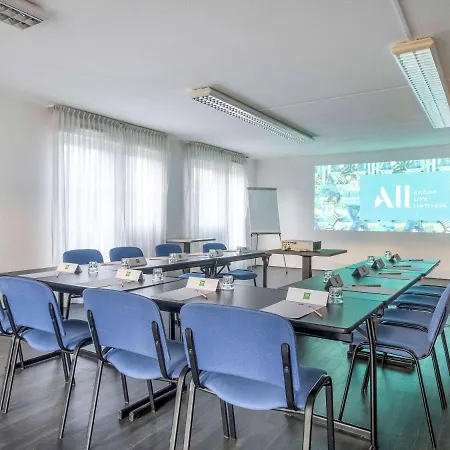 Hotel Ibis Styles Marennes D'oléron 3*