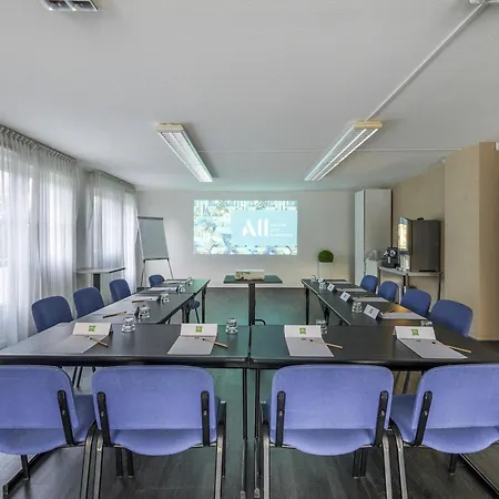 Ibis Styles D'oleron فندق 3*