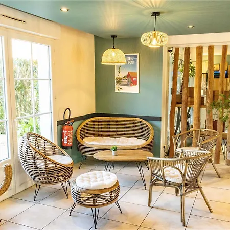 Ibis Styles D'oleron מלון מרנה